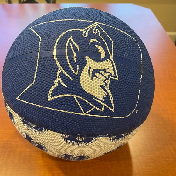 DUKE BLUE DEVILS COLLEGE BASKETBALL COLLECTIBLE - NICE GIFT FOR STUDENT / ALUMNU - Picture 1 of 9